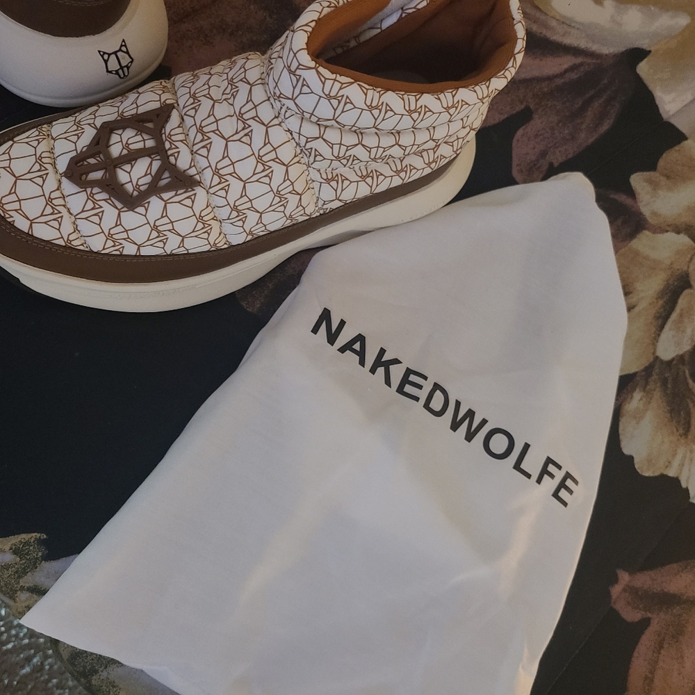 Naked Wolfe Natural Mist Unisex/ Men's 9. Women's 11.